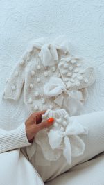 Baby Alpaca Knit Romper Set, Bonnet and Socks, Cream Photo Prop - Image 5