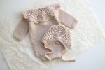 2T Merino Knit Baby Romper and Bonnet Set – Beige Photo Prop - Image 7
