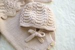 2T Merino Knit Baby Romper and Bonnet Set – Beige Photo Prop - Image 5