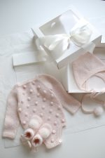 Merino Wool Baby Romper Set – Pink Popcorn Knit Outfit - Image 2