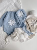 Long sleeve romper and bonnet with snowflake embroidery - Set of 2 - Photography props - Image 3