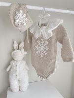 Long sleeve romper and bonnet with snowflake embroidery - Set of 2 - Photography props - Image 5