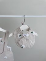 Baby Girl Cotton Romper and Bonnet Set – Beige Flower Embroidery (0-3 Months) - Image 9