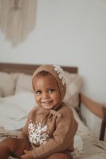 Merino Wool Baby Romper and Bonnet Set – Snowflake Outfit - Image 4