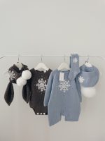 Long sleeve romper, bonnet and socks with snowflake embroidery - Set of 3 - Photo prop - Image 9
