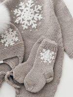 Merino Knit Baby Romper Set, Snowflake Embroidery, Photo Prop - Image 4