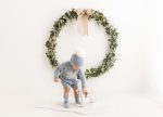 Long sleeve romper, bonnet and socks with snowflake embroidery - Set of 3 - Photo prop - Image 2