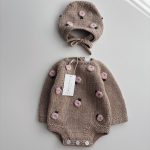 Baby girl romper and bonnet with roses embroidery - Set of 2 - Photography props