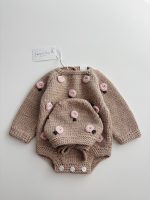 Baby girl romper and bonnet with roses embroidery - Set of 2 - Photography props - Image 4