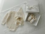 Merino Wool Baby Romper Set – Newborn Outfit with Bonnet & Booties - Image 2