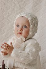 Hand Knitted Baby Alpaca Romper and Bonnet Set – Cream Popcorn Knit - Image 9