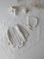 Hand-Knitted Merino Wool Baby Romper and Bonnet Set - Image 5