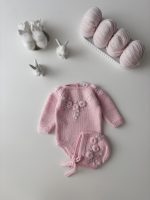 Embroidered Merino Baby Romper and Bonnet – Newborn Photo Prop Set - Image 9