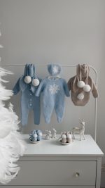 0-3 months Angora Baby Romper and Bonnet – Christmas Outfit - Snowflake embroidery - Image 7