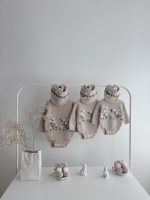 Set of 3 pieces Romper Bonnet & Booties - Image 3