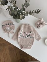 Set of 3 pieces Romper Bonnet & Booties - Image 5